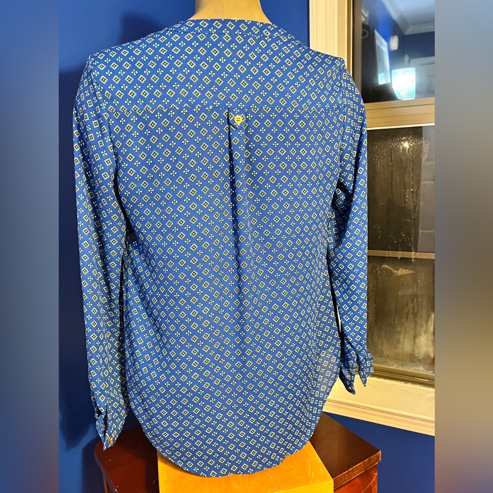 Christin Michaels blouse, small, EUC, bright blue, gold buttons - Picture 6 of 14